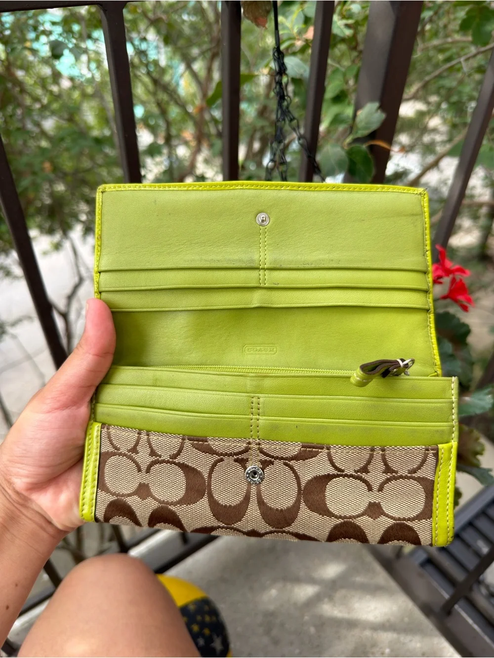 Coach continental style